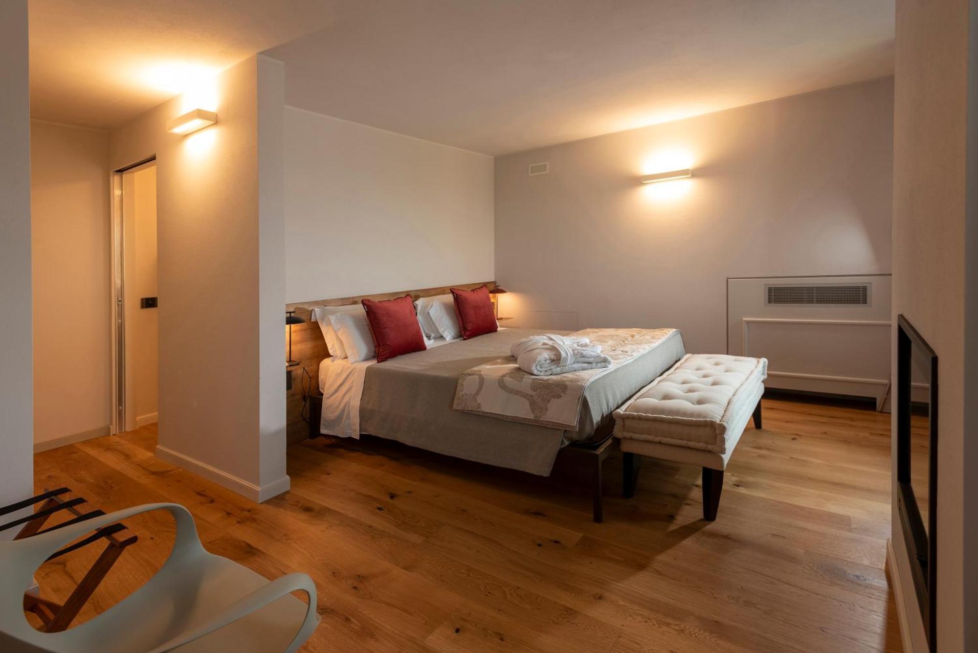 Bed and Breakfast Antica Dimora Dosio La Morra Zewnętrze zdjęcie