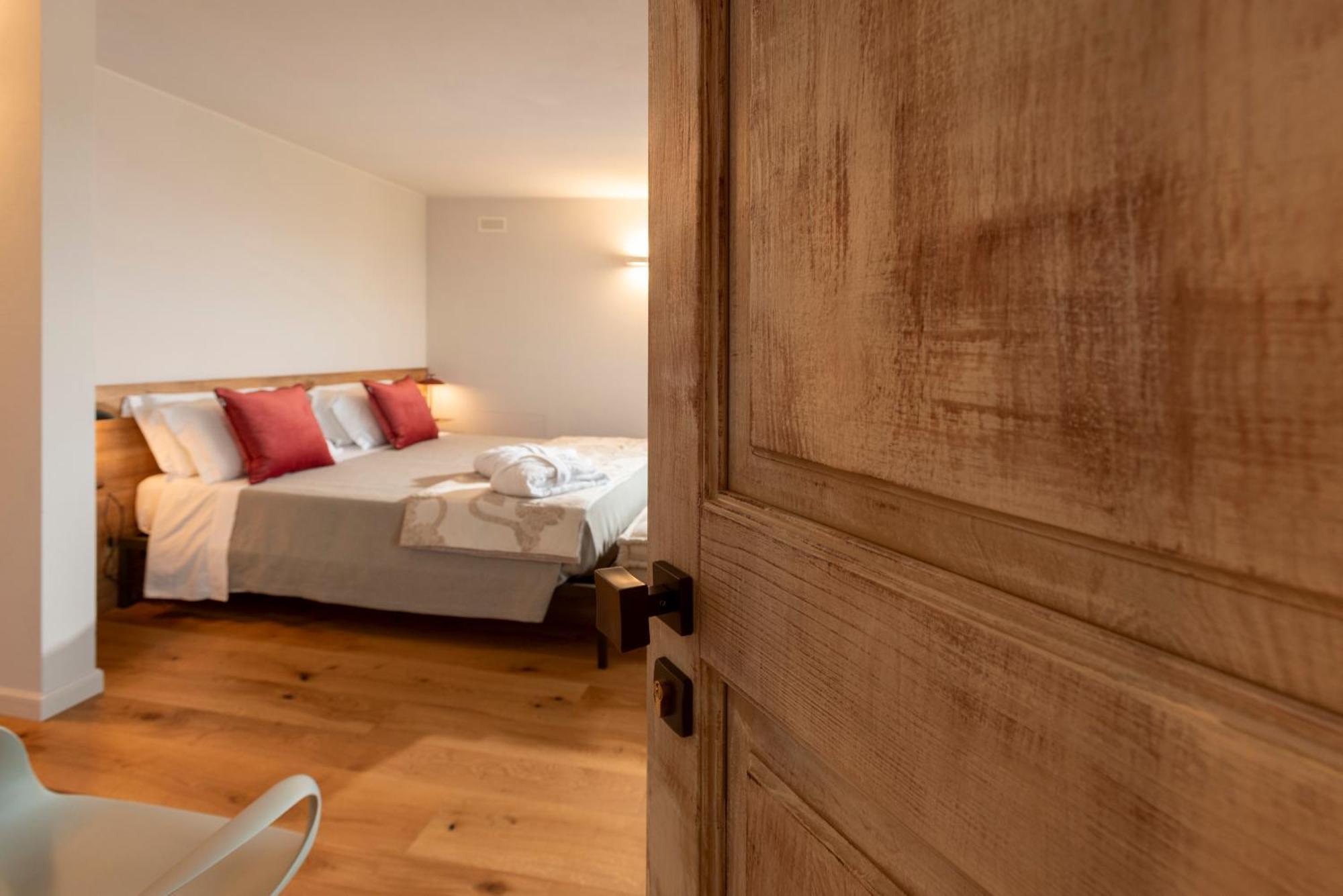 Bed and Breakfast Antica Dimora Dosio La Morra Zewnętrze zdjęcie