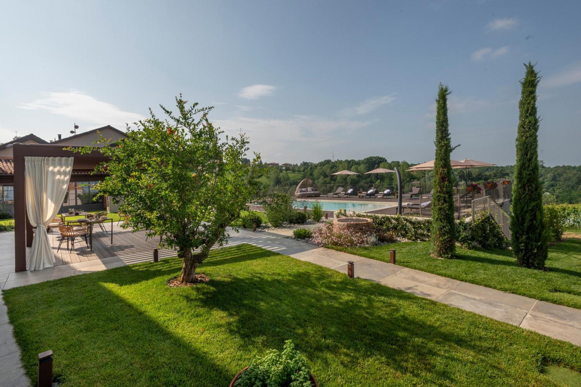 Bed and Breakfast Antica Dimora Dosio La Morra Zewnętrze zdjęcie
